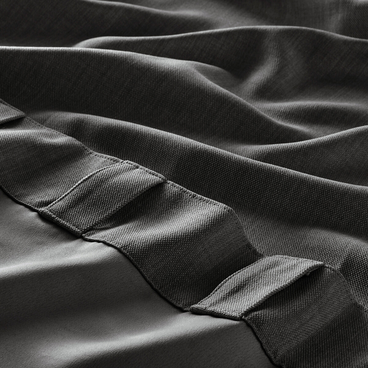 LA REDOUTE INTERIEURS<br>Cortina blackout com laços ocultos Exurie