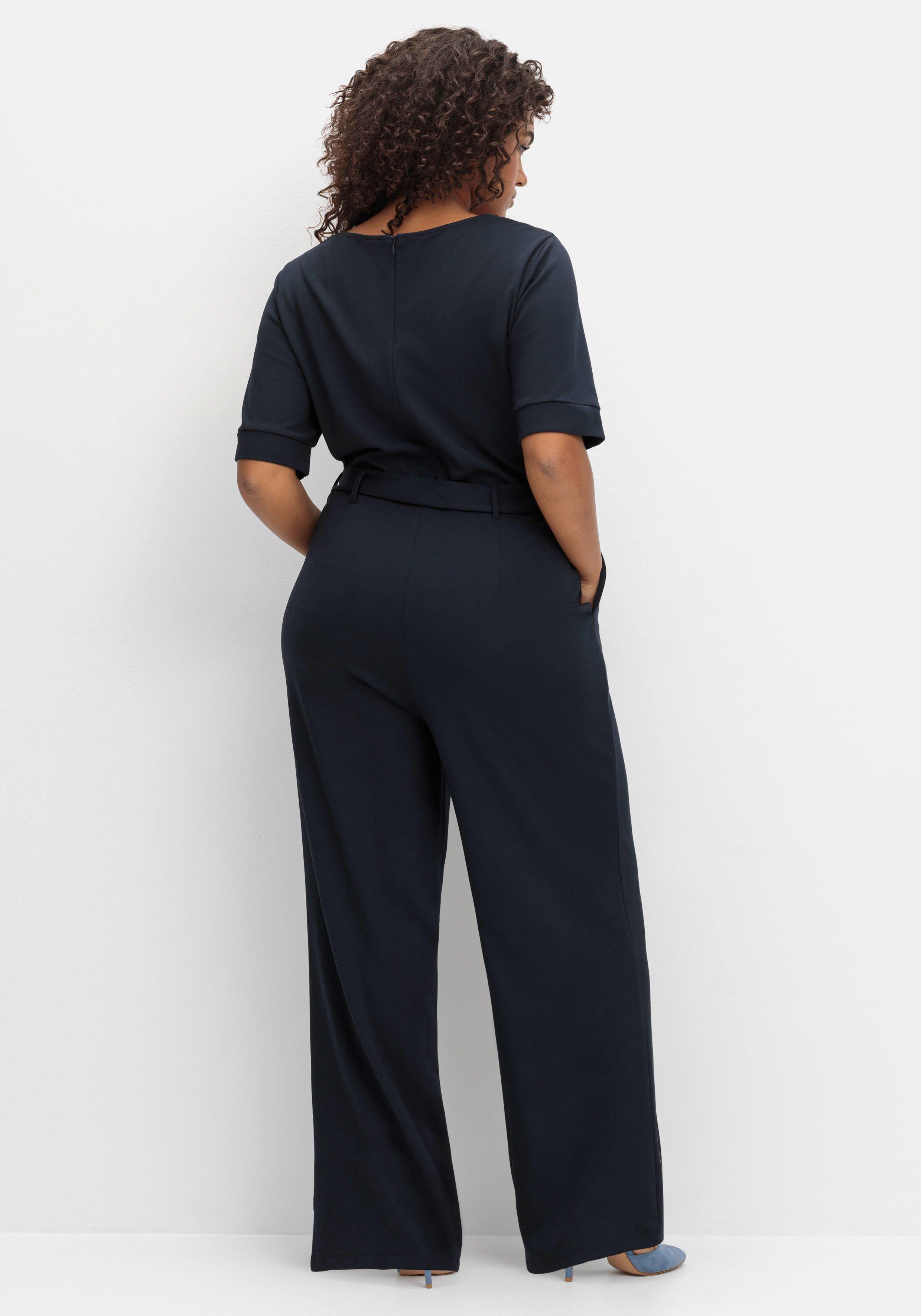 Jumpsuit mit Bindegürtel und weitem Bein