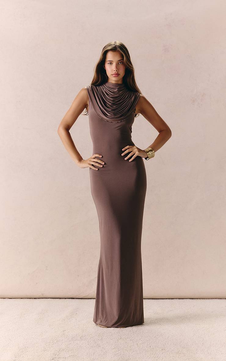 Taupe Robe Longue Moulante À Encolure Drapée