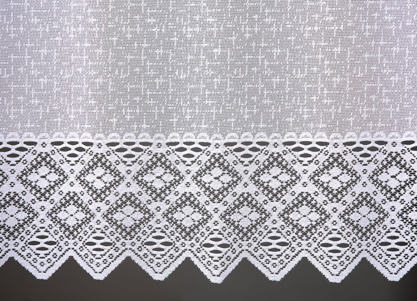 Fensterdekoration Häkelborte aus Jacquard