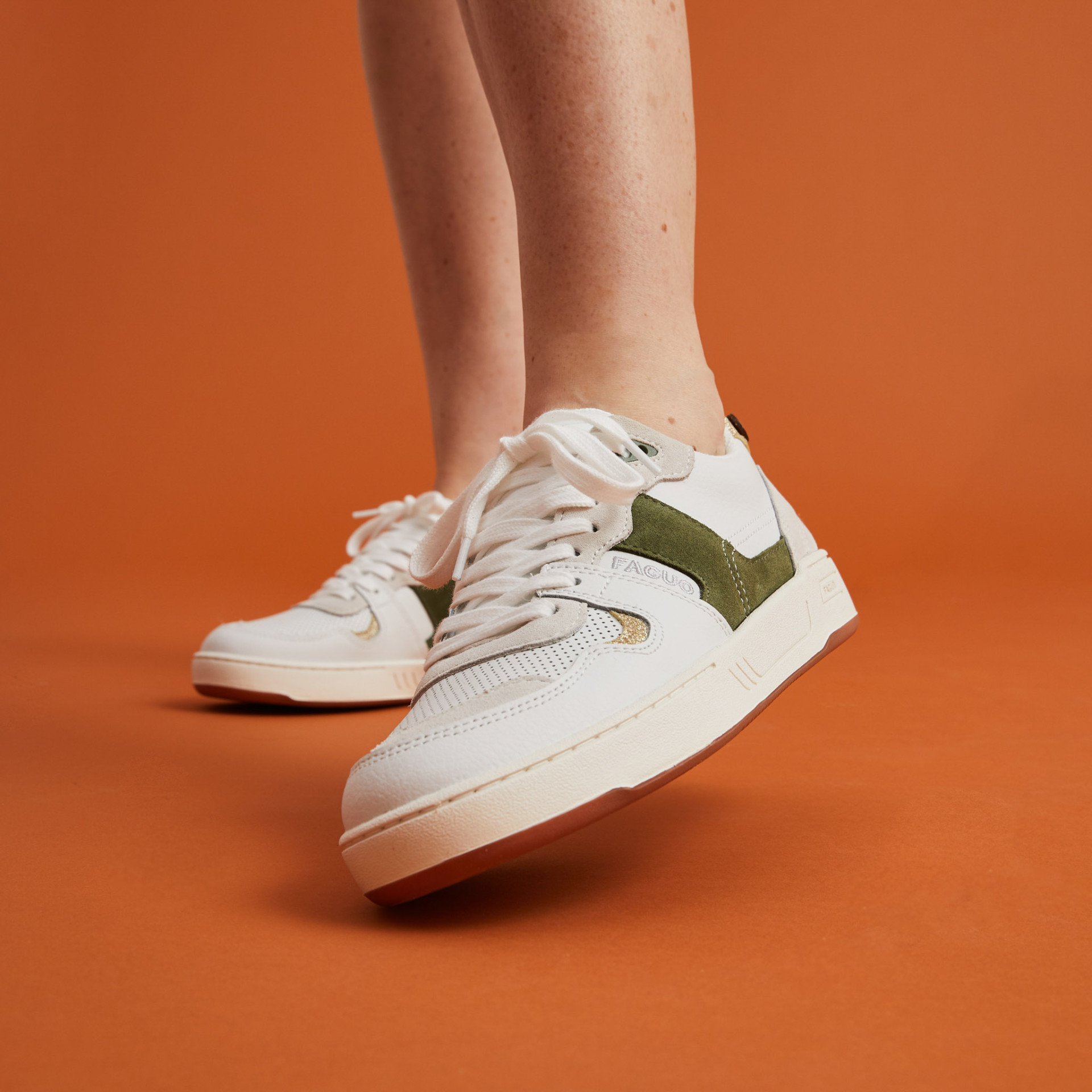 Baskets kaki & dorée en cuir Cuir - modèle Ceiba