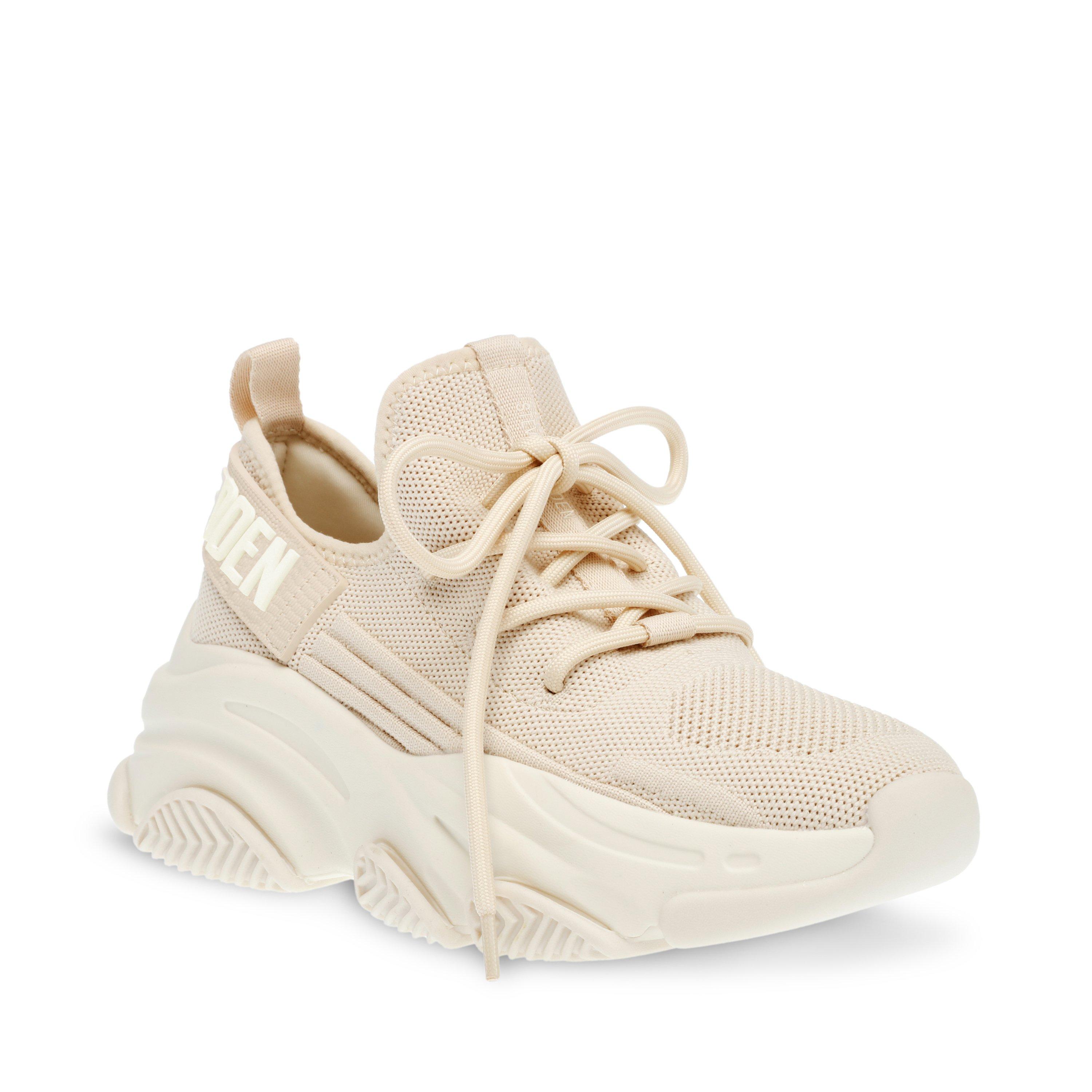 Steve Madden Protege e Sneakers.
