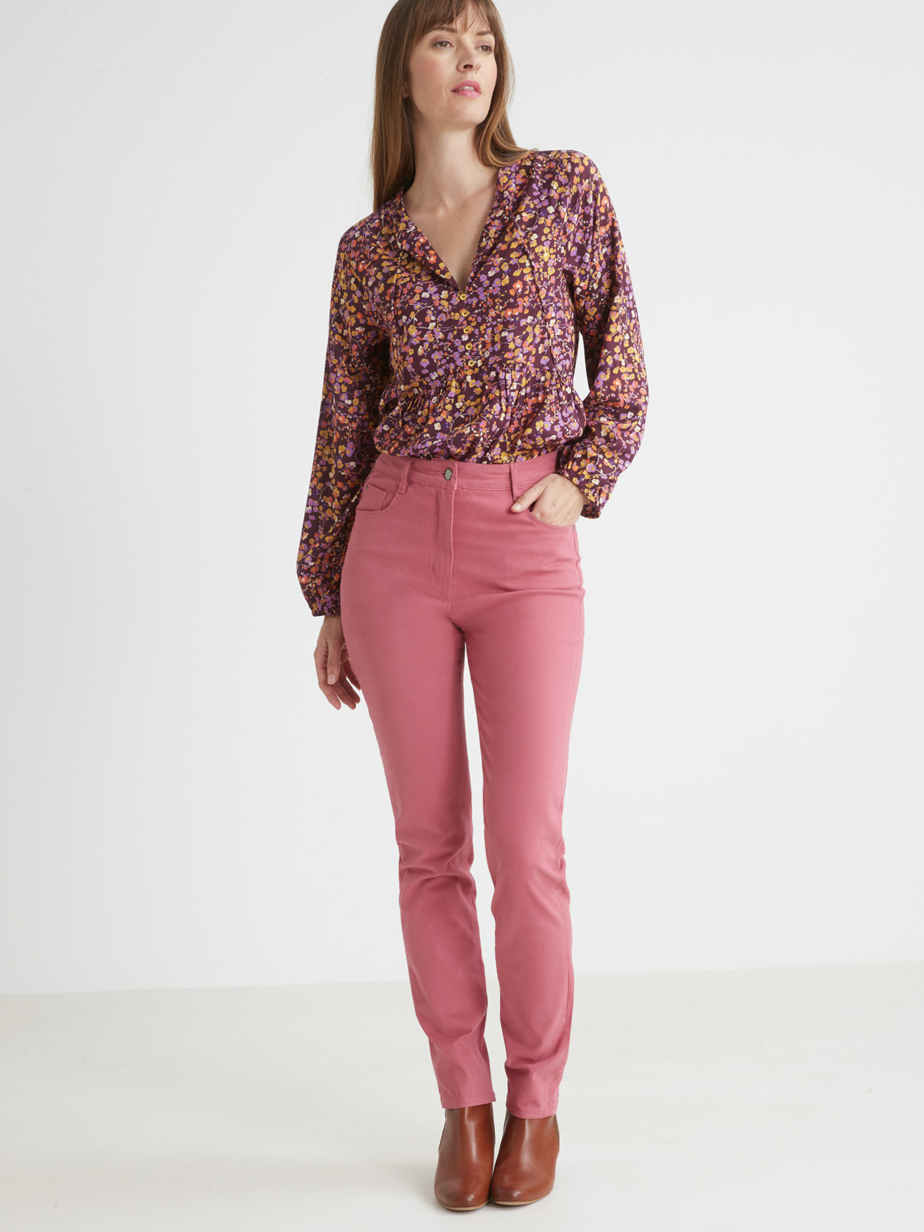 Pantalon 5 poches coupe droite