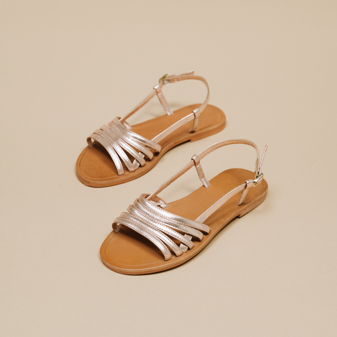 Sandales à brides et bouts ouverts  en cuir métallisé platine