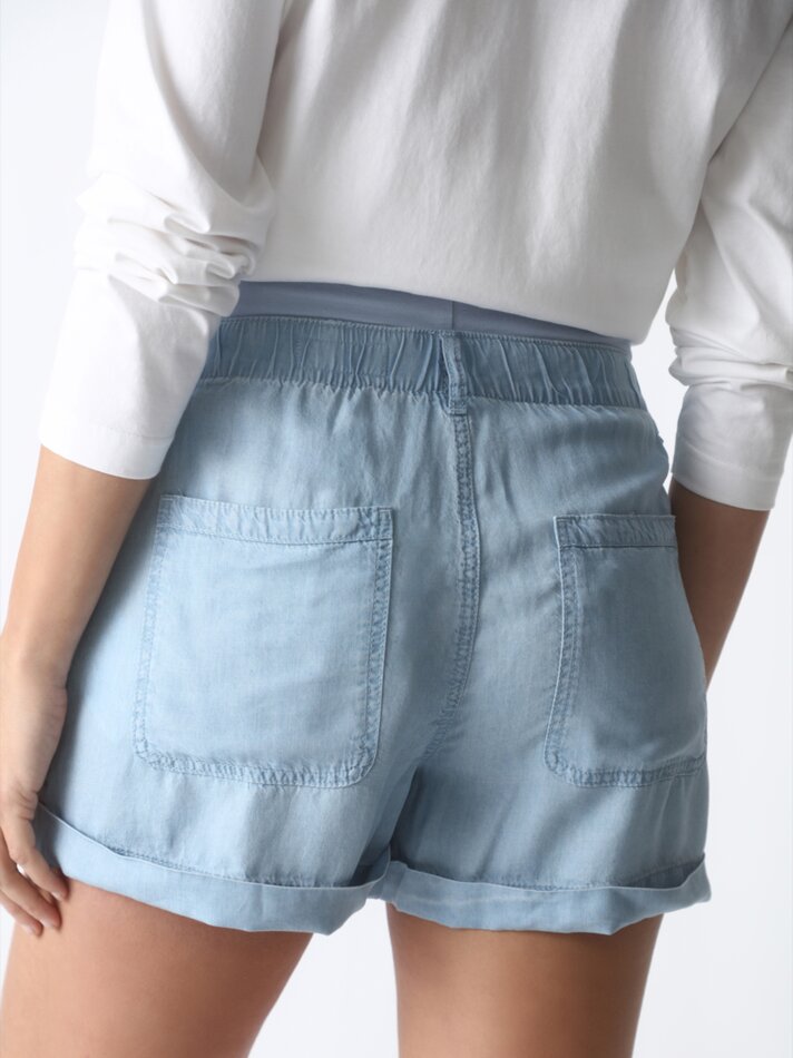 Shorts jeans leves para gestantes - Azul claro
