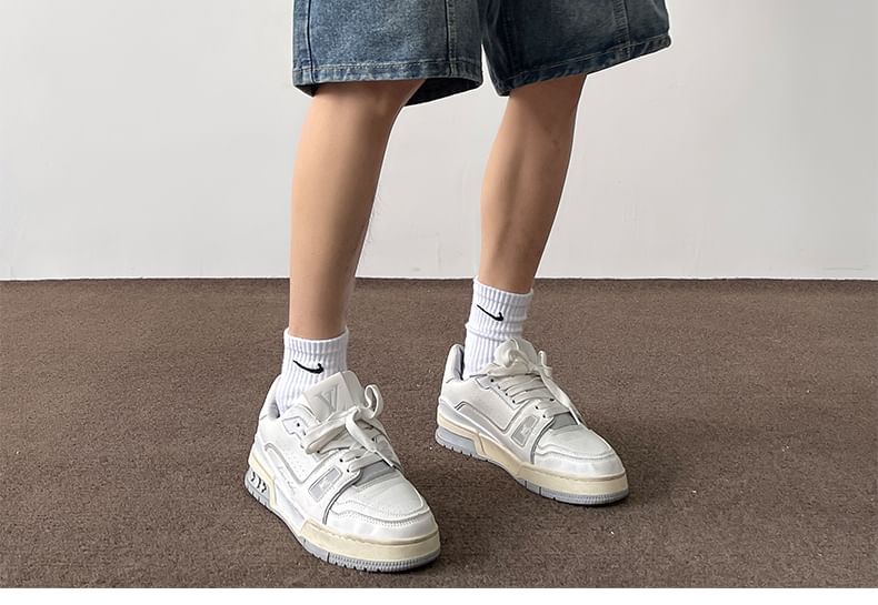 Lorencho - Mid Rise Washed Denim Shorts