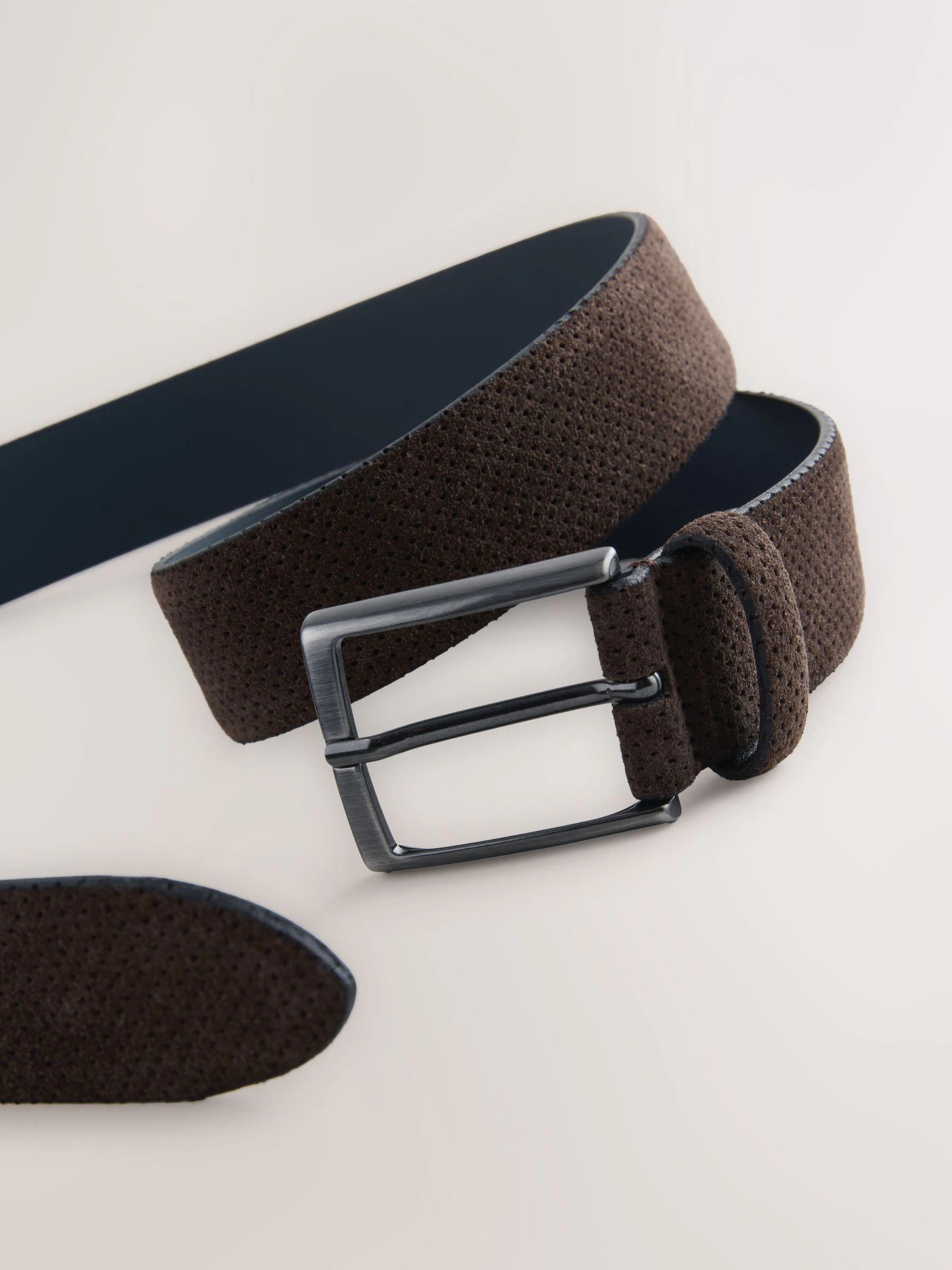 Bruin - Suede Perforated Belt
