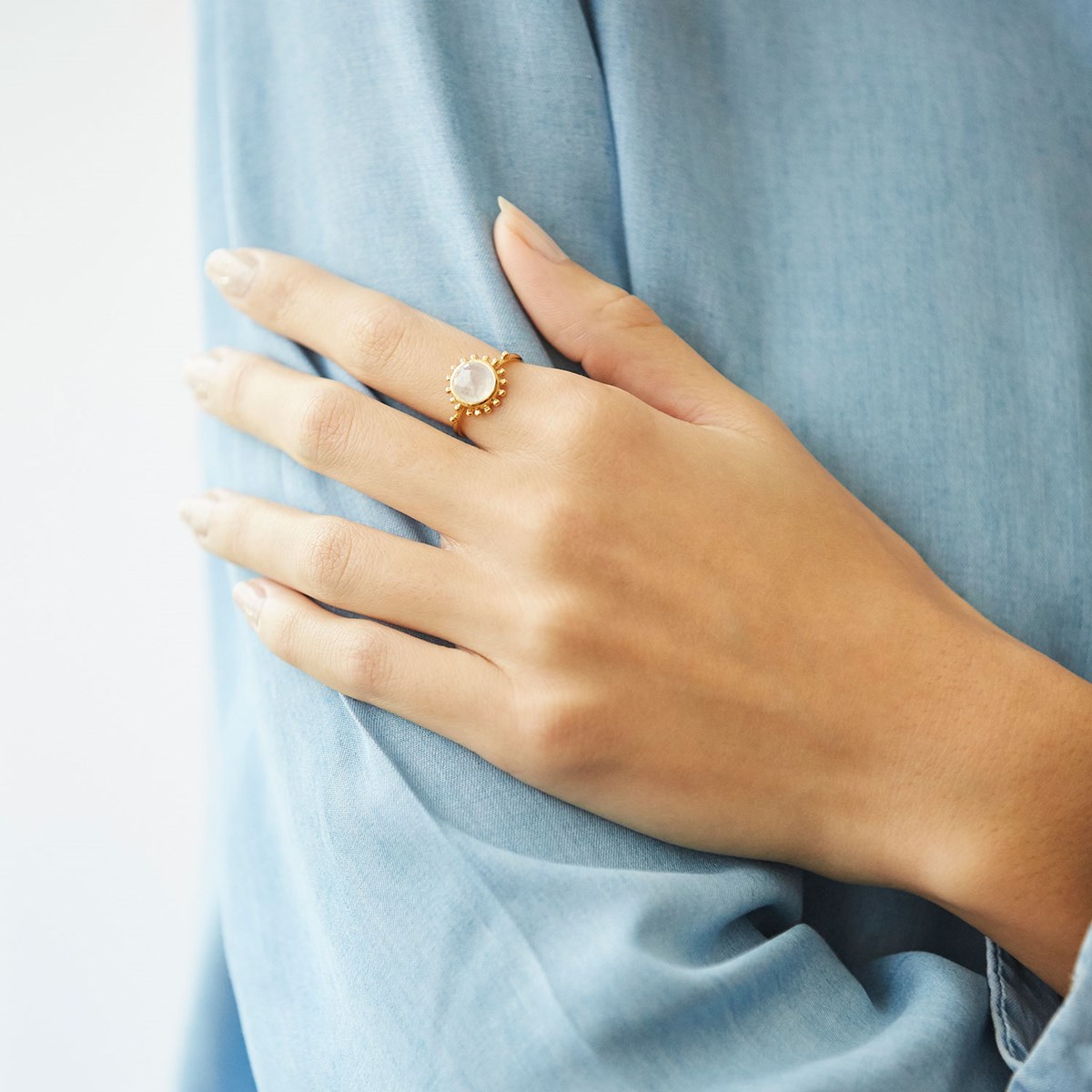 Bague Soleil et Pierre de Lune, Surya