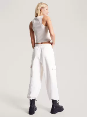Regata Slim Fit com Logo Essencial