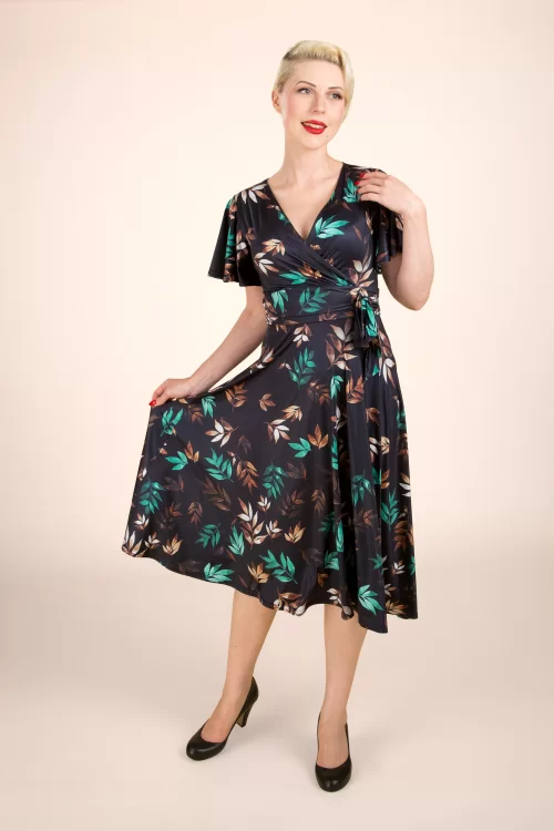 Vintage Chic for Topvintage Irene Leaves Cross Over swing jurk in zwart