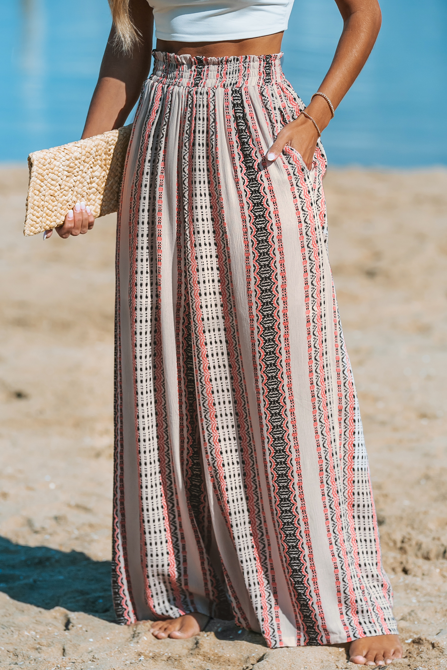 Pantalon avec jambe large et taille à smocks à rayures boho