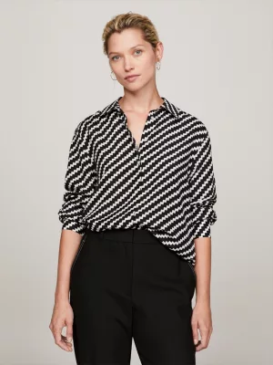Camisa de corte regular com estampa de listras irregulares