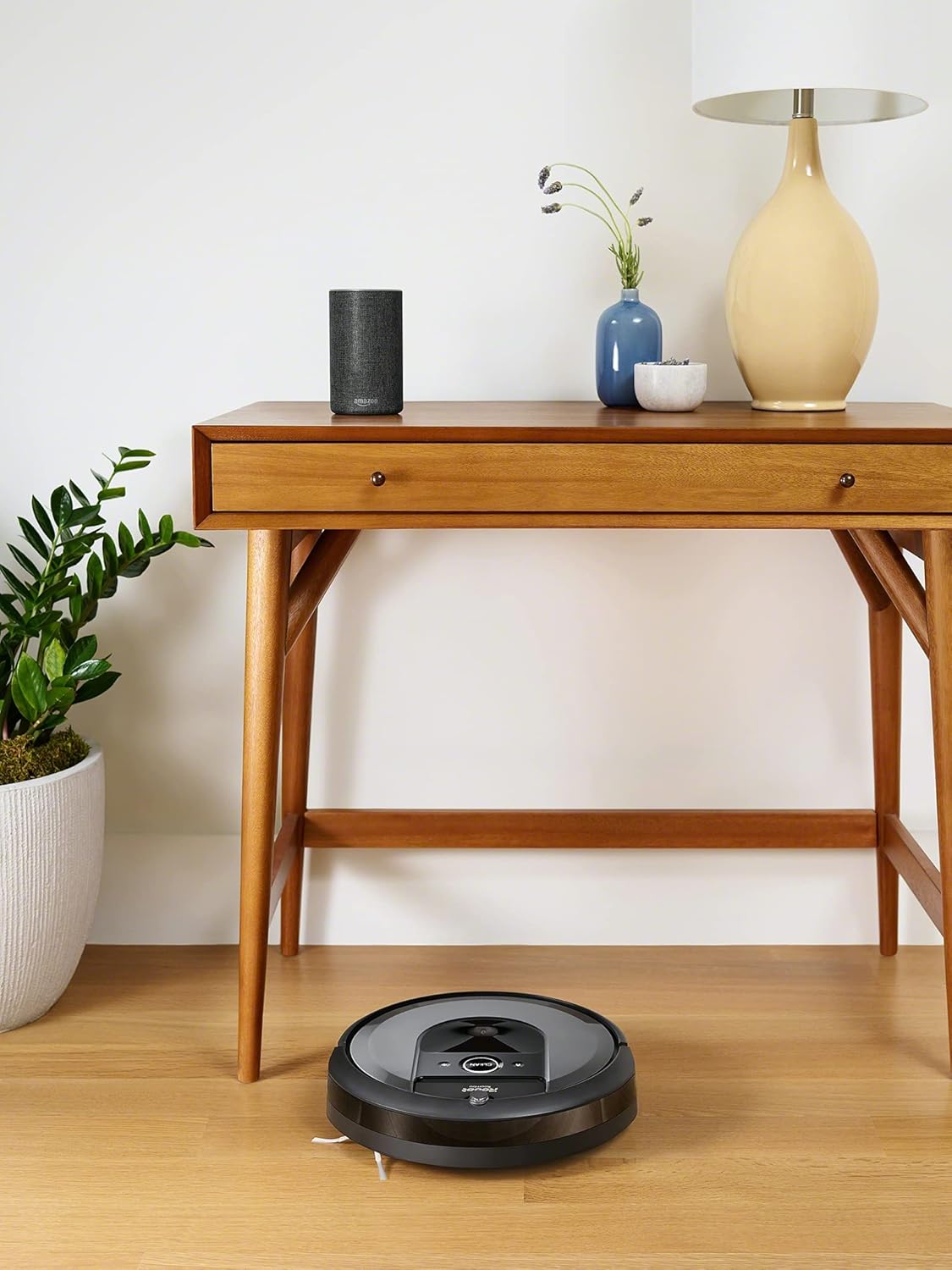 iRobot Roomba i7 (i7156) App-steuerbarer Saugroboter (Staubsauger Roboter), 2 Gummibürsten, Intelligente Kartierung, Sprachassistent-kompatibel, Reingt nach Objekten, Farbe: Light Silver