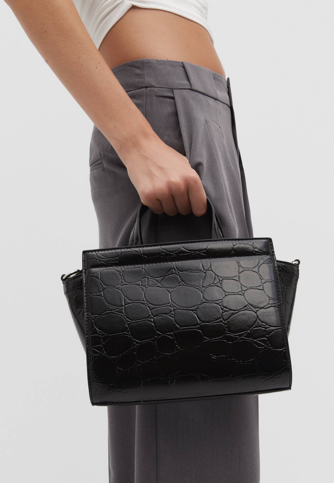 Bolsa urbana imitando crocodilo