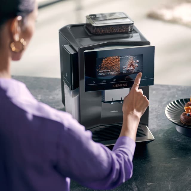 Siemens EQ900 Plus automatisk espressomaskine TQ905RZ5