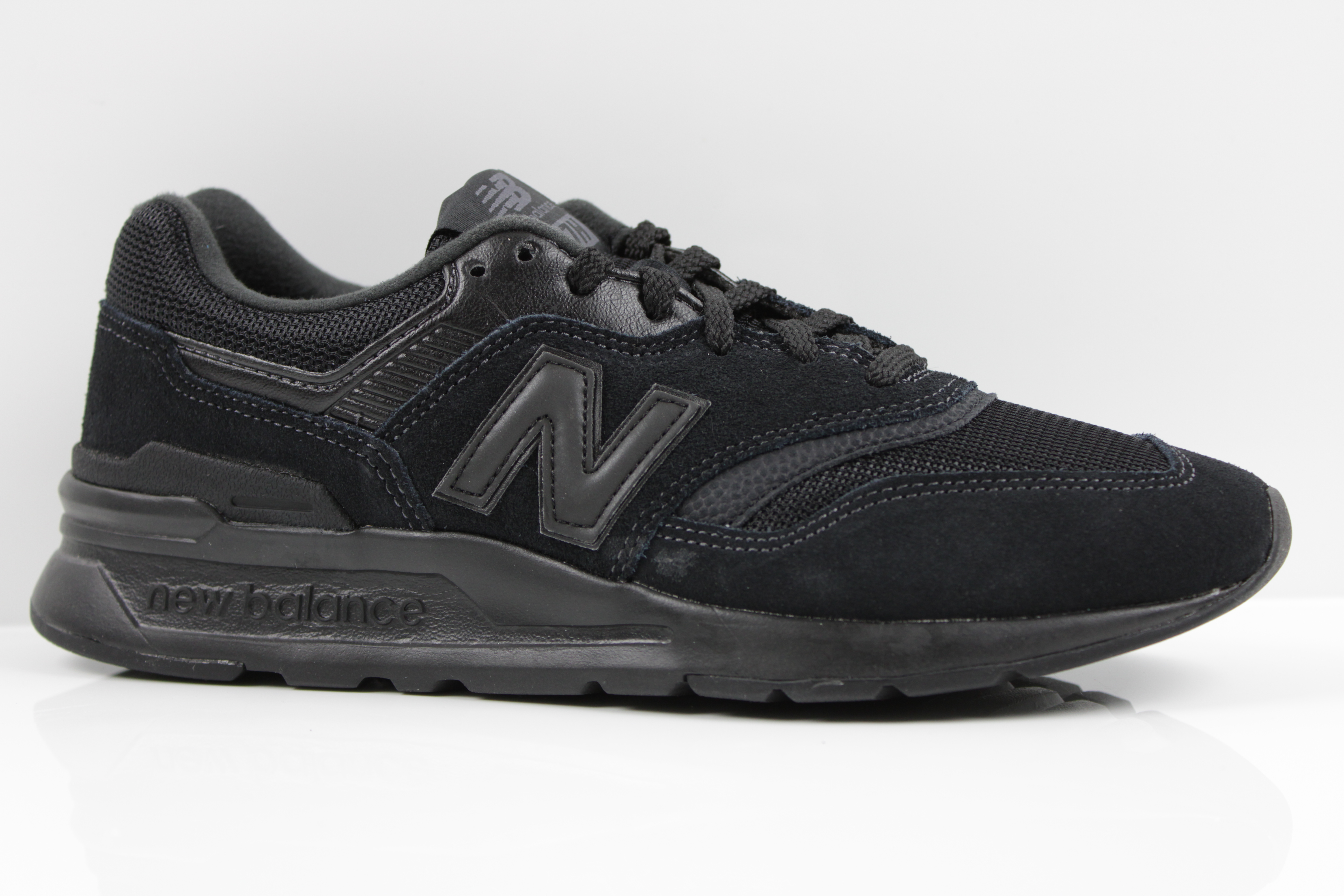 New Balance Sneaker