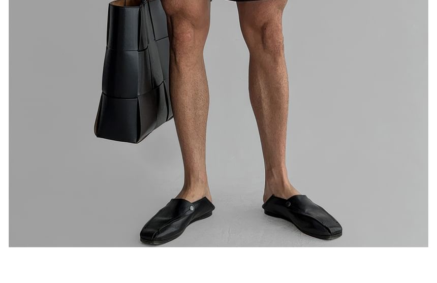 Okwano - Mid Rise Plain Cargo Shorts