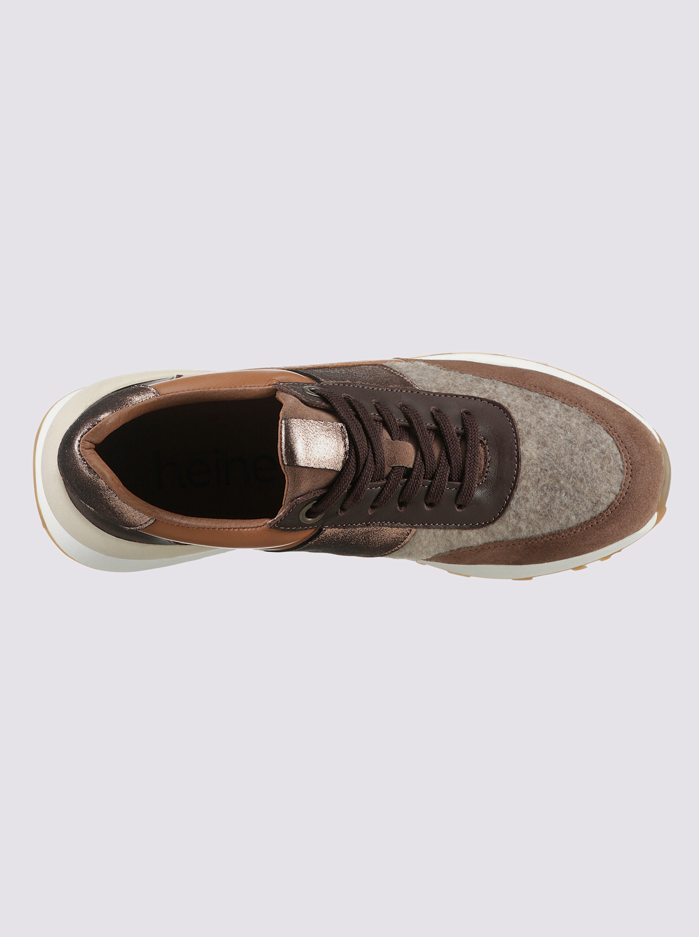 Sneaker