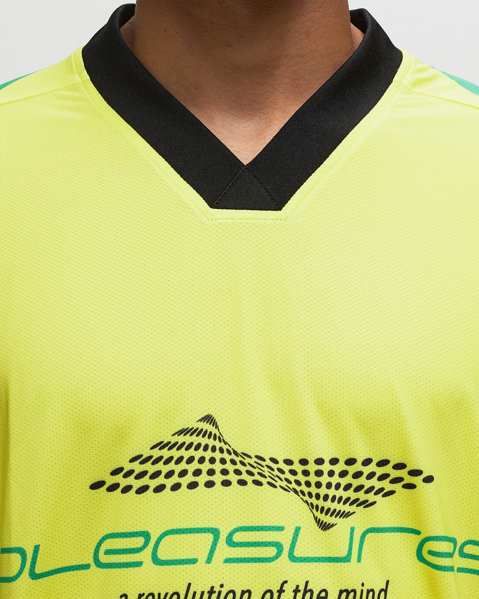 Pleasures MIND SOCCER JERSEY