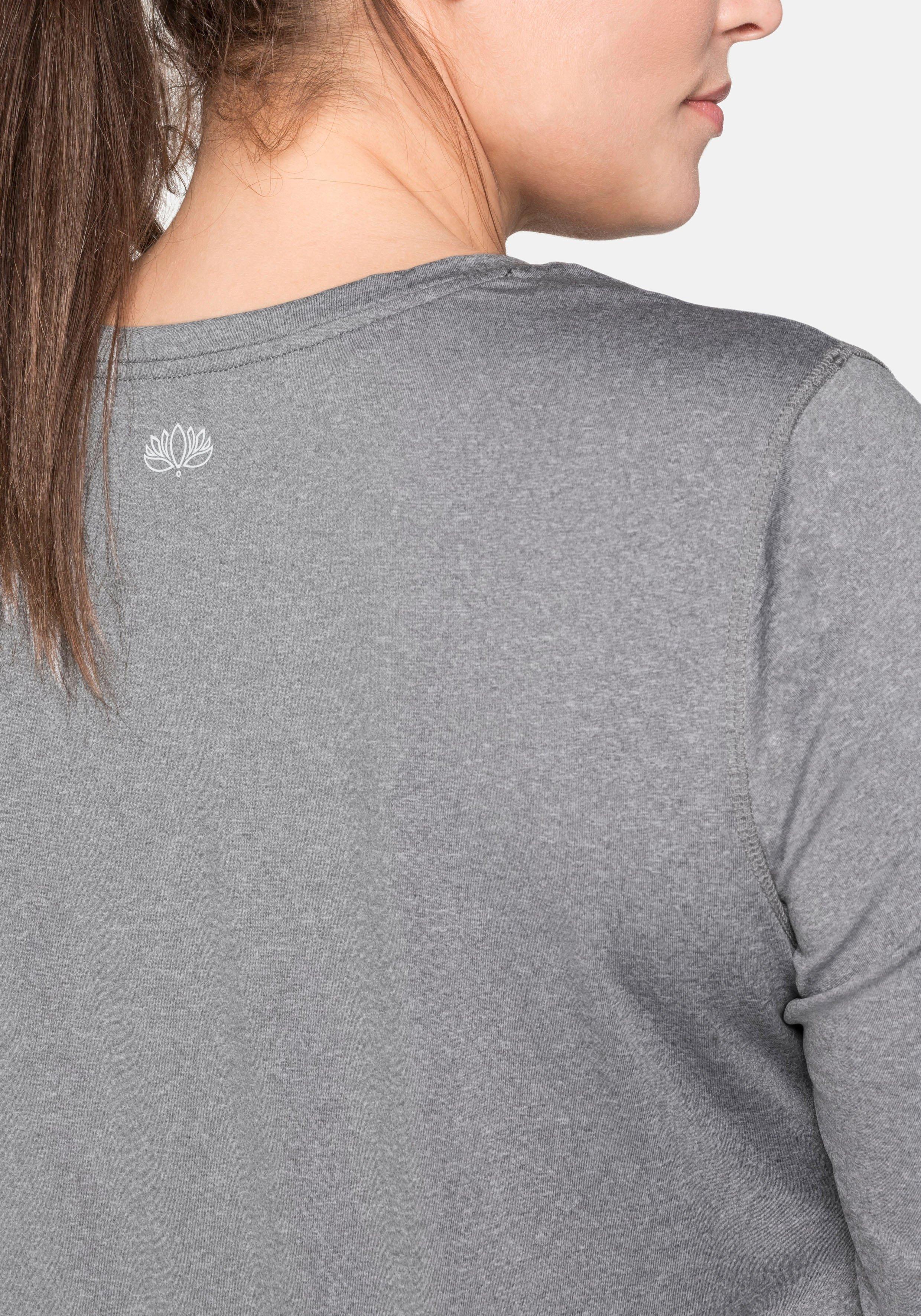 Langes Funktionsshirt mit Rundhalsausschnitt