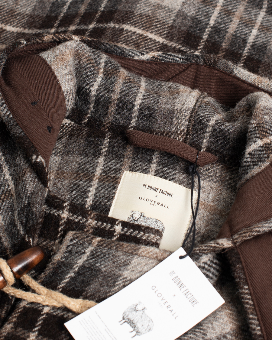 Gloverall De Bonne Facutre Wool Duffle Coat Black/Grey