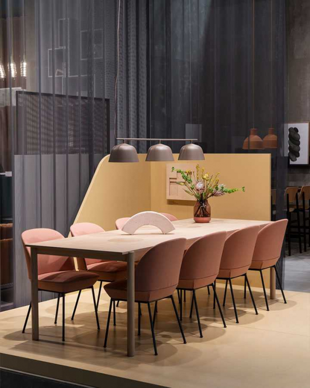 Muuto Oslo Side stoel antraciet Still 161
