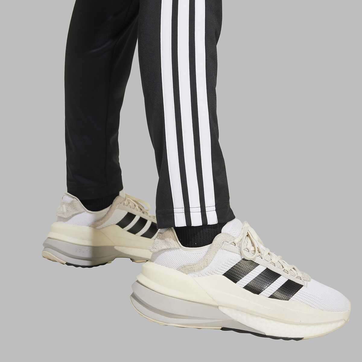 ROUPAS ESPORTIVAS ADIDAS<br>Roupa de treino