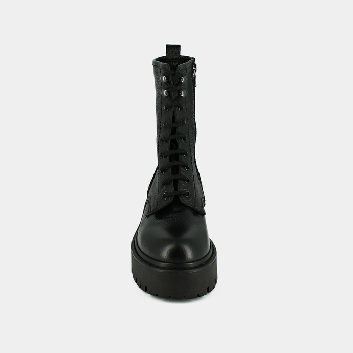 Boots à plateformes et lacets  en cuir grainé noir