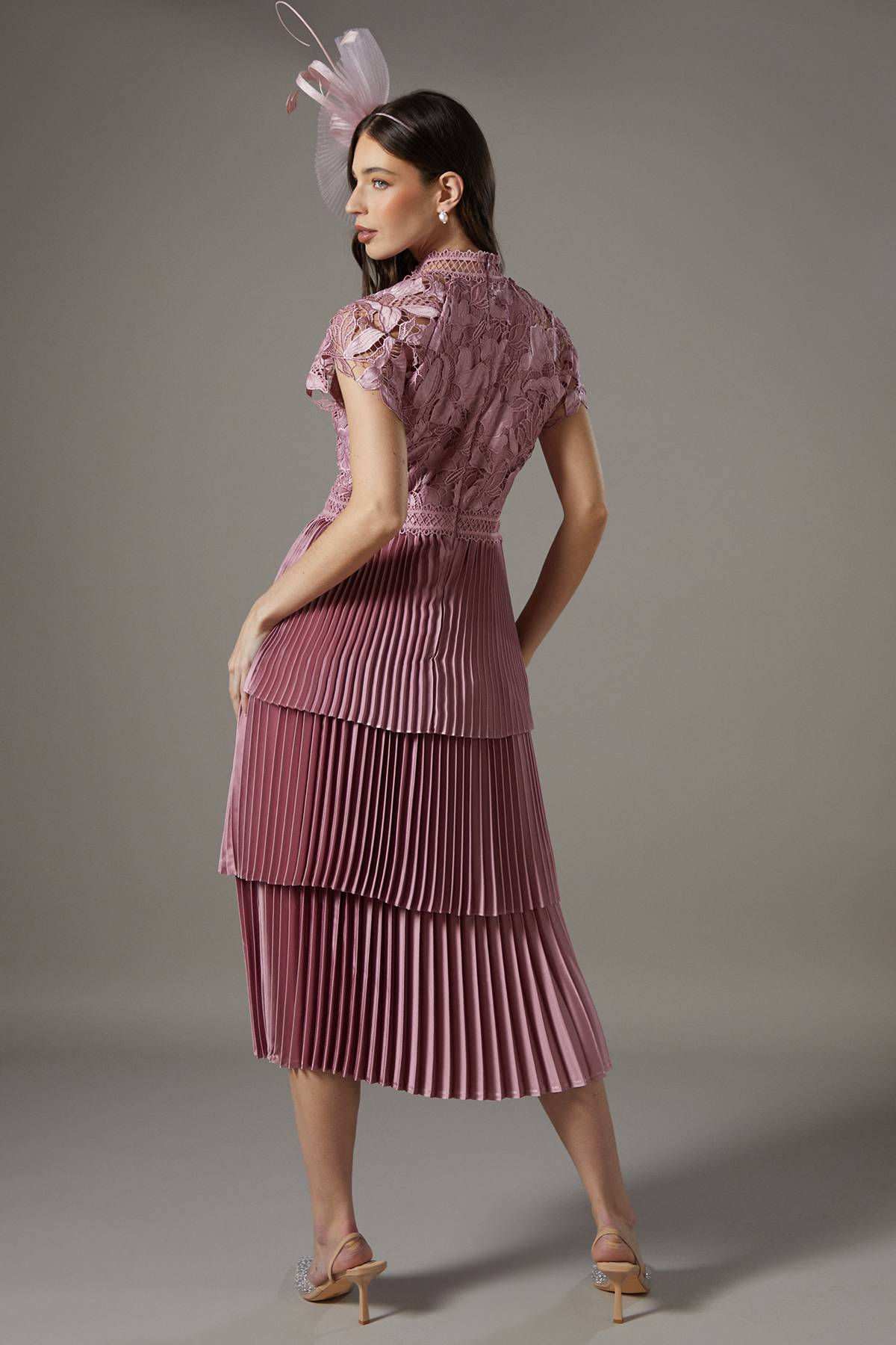 Coast Robe Étagée en Dentelle Satinée