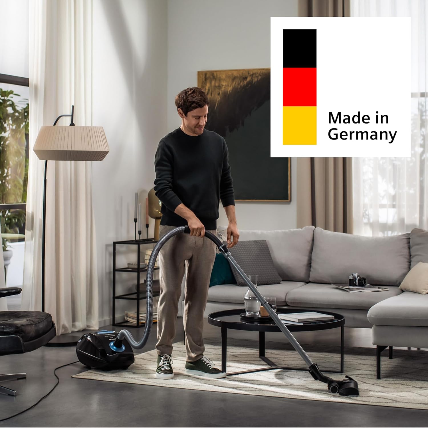 Siemens Staubsauger mit Beutel Q5.0 Extreme silencePower VSQ5X1232, für Allergiker, Hygiene-Filter, Starke Saugleistung: Parkett, Teppich, Fliesen, langes Kabel, Made in Germany, 850 W, schwarz