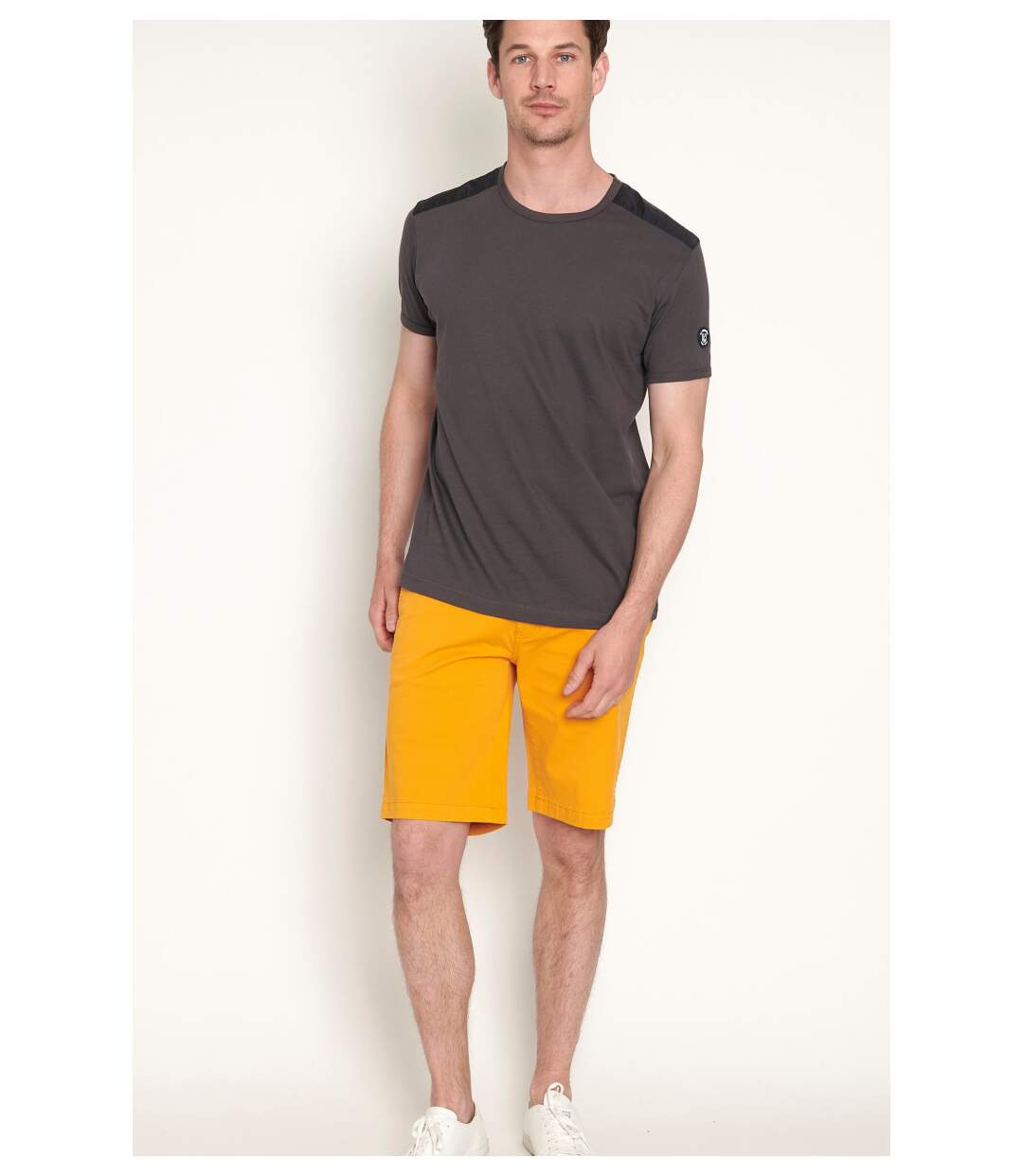 T.shirt col rond fantaisie