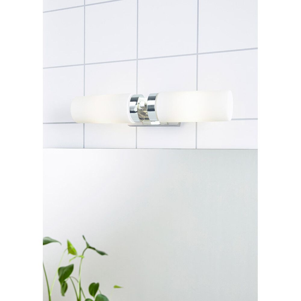 VEGGLAMPE MARKSLÖJD STELLA 2 KROM/HVIT