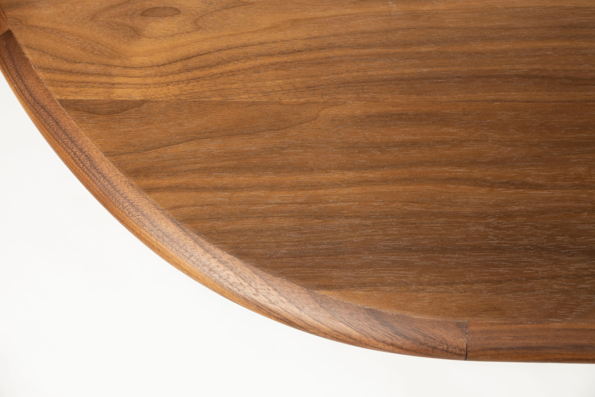 Eettafel Twist ovaal walnoot