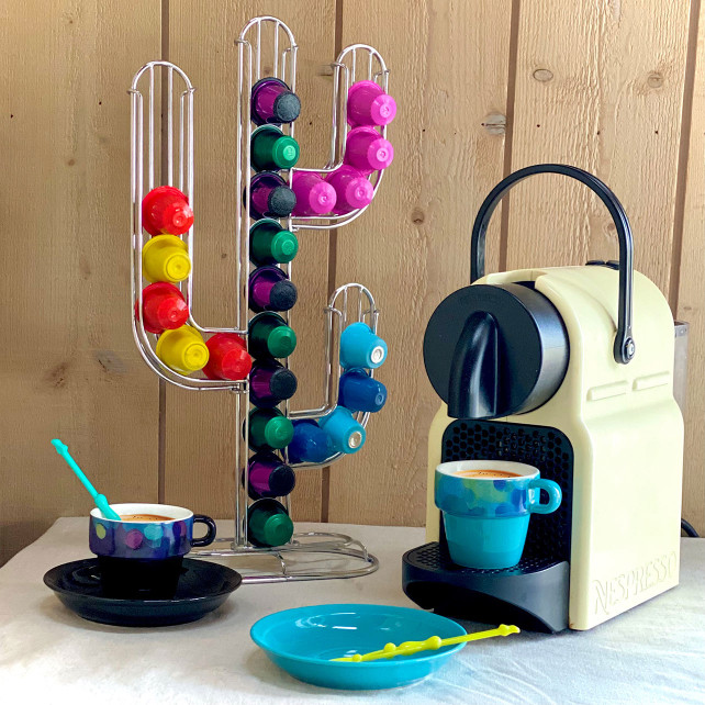 Tour de tasses espresso - Café des artistes