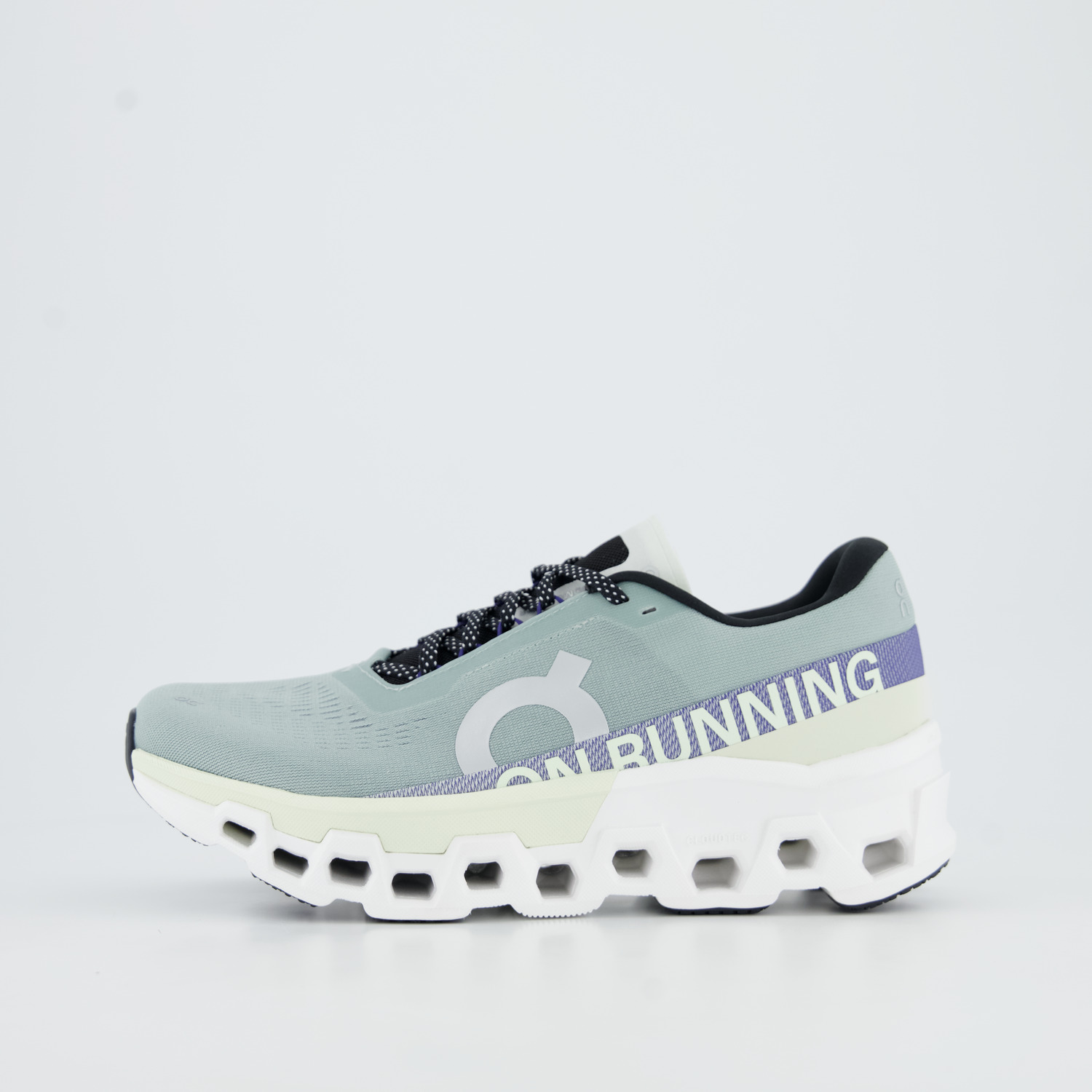 ON CLOUDMONSTER 2