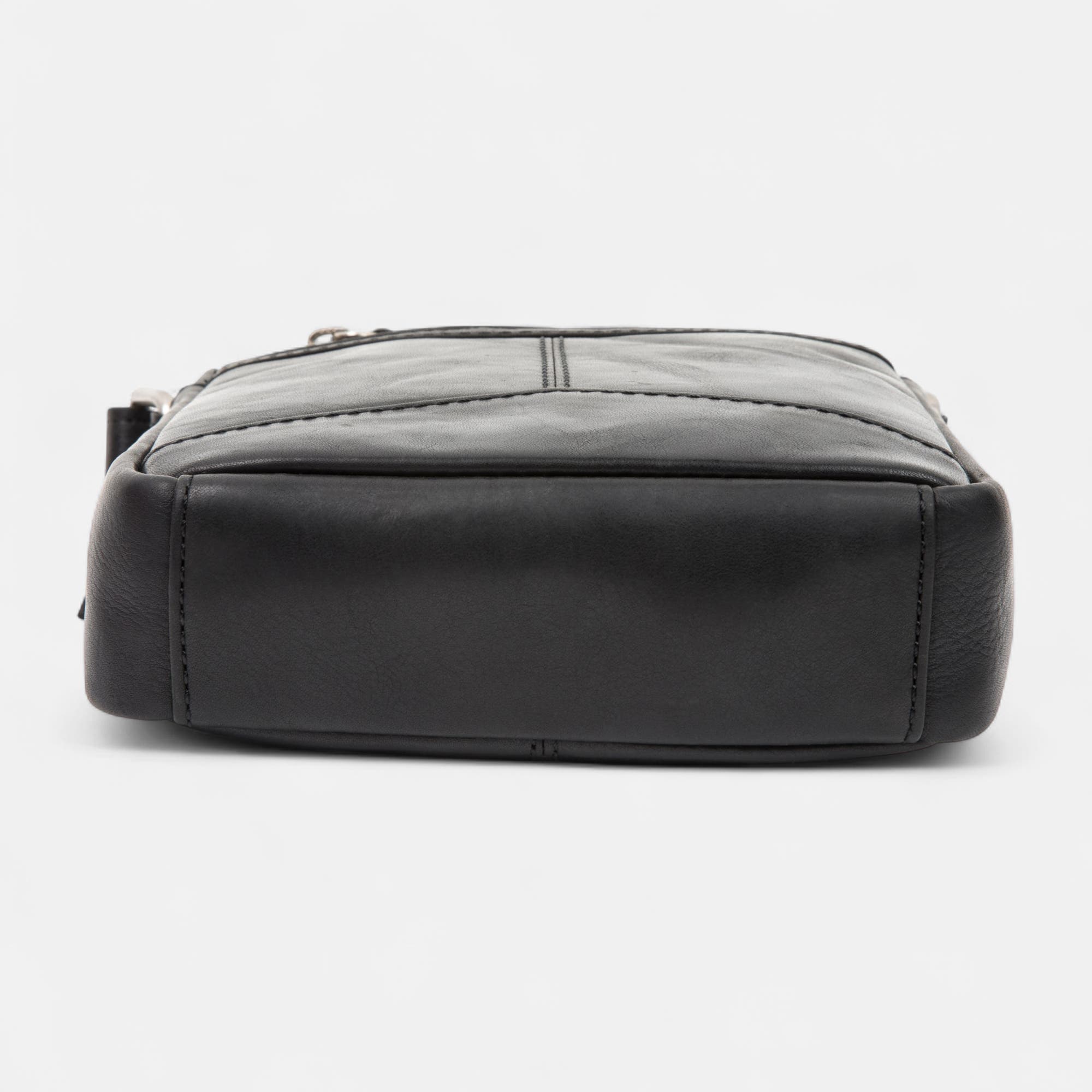 Sac homme en cuir noir
