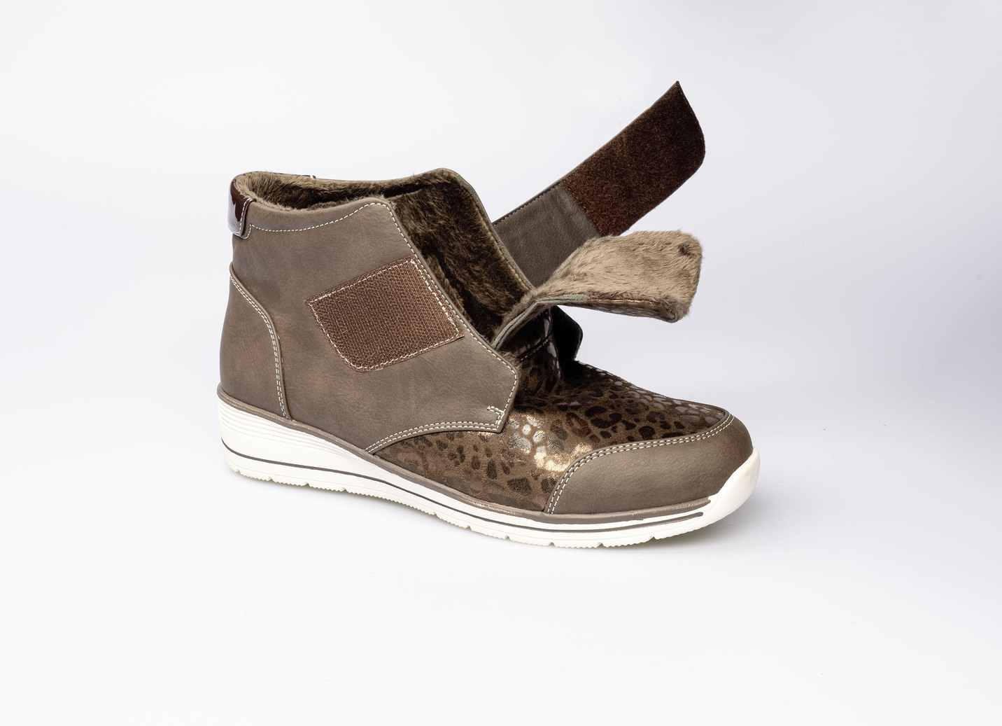 Komfort-Stiefelette im angesagten Leo-Look