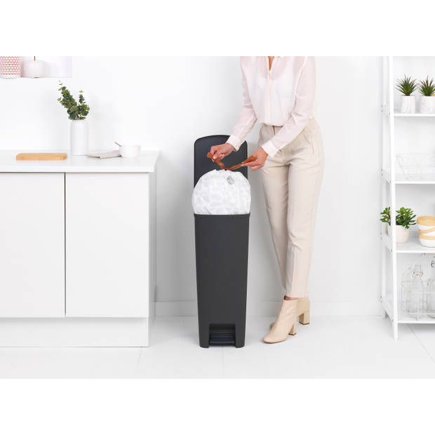 Brabantia StepUp pedaalemmer 40 liter - Dark Grey