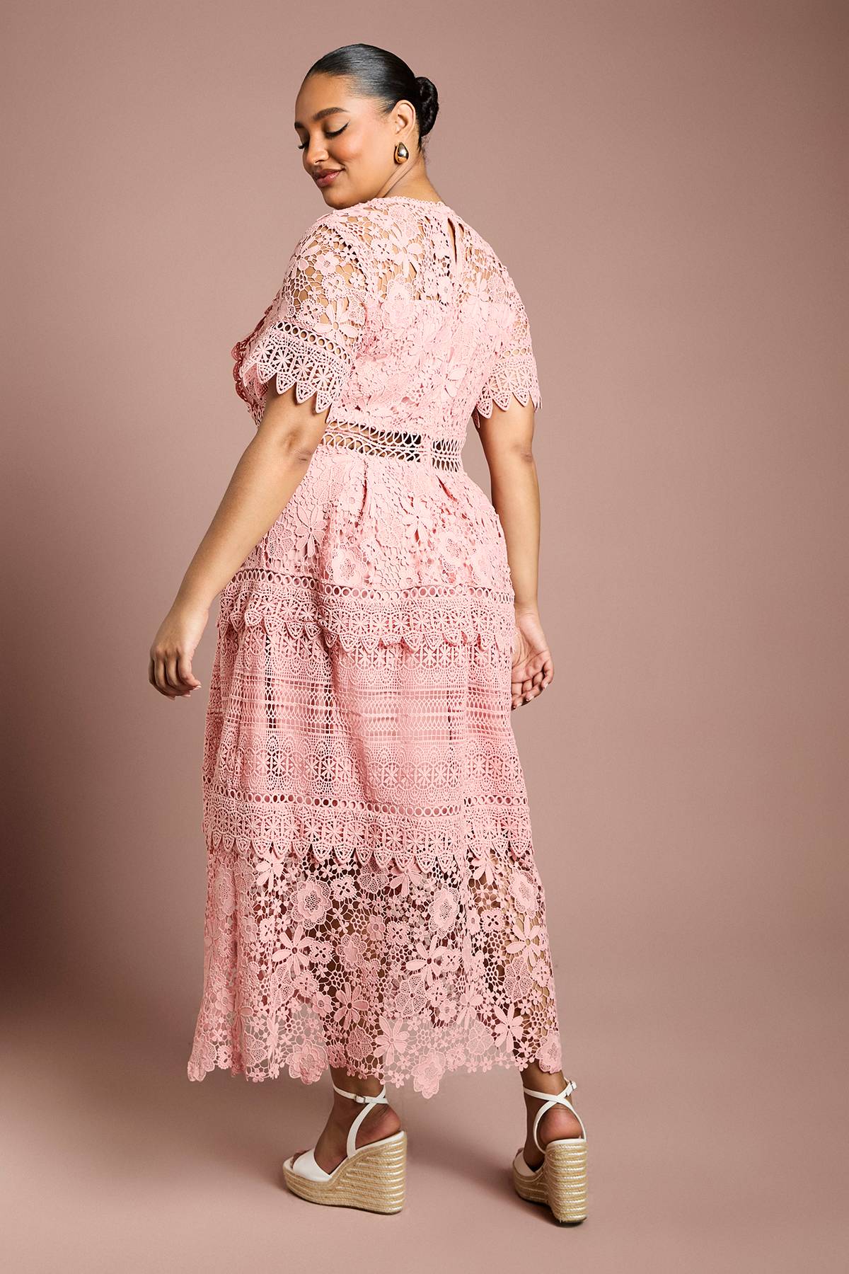 Coast Robe Midi en Dentelle à Manches Courtes Plus