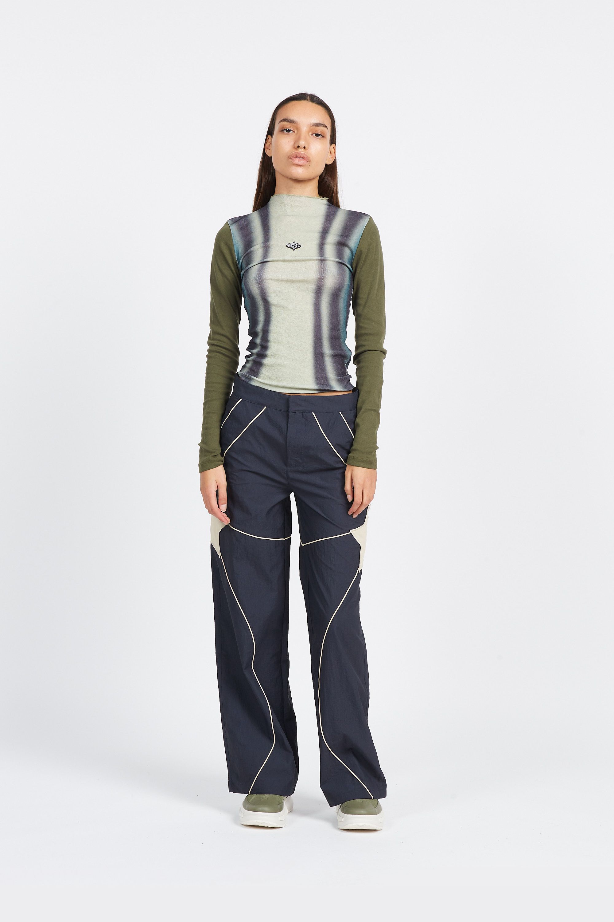 BASIC PLEASURE MODE Pantalon STAR PUDDLE Bleu