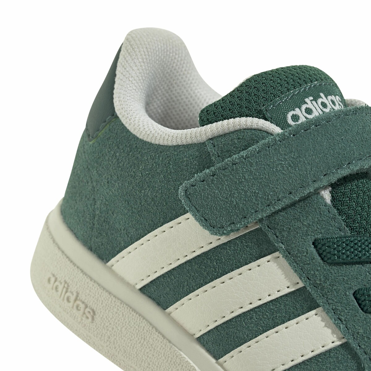 ADIDAS ROUPAS ESPORTIVAS<br>Tênis Grand Court anos 2000