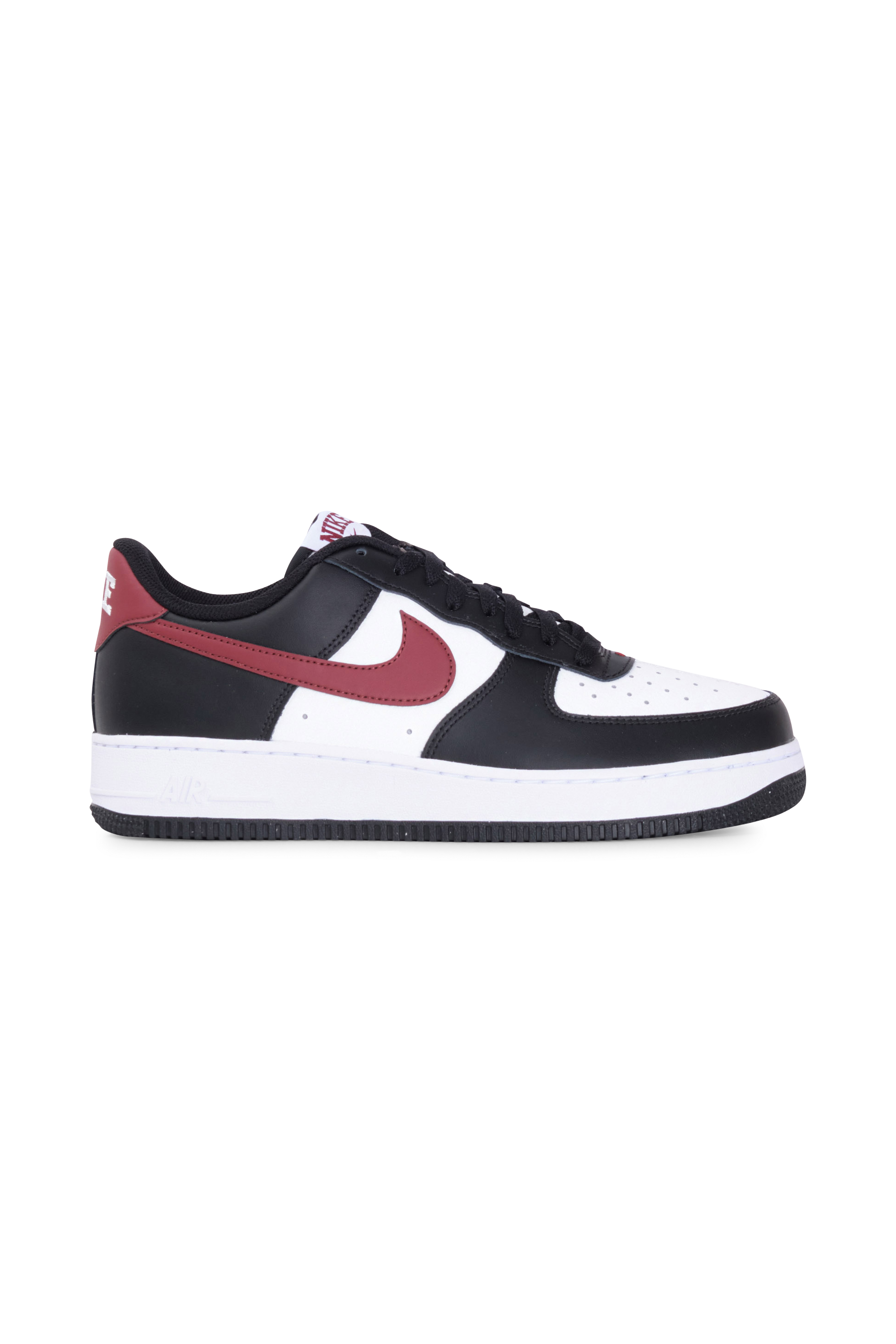 NIKE Baskets NIKE AIR FORCE 1 '07 Noir