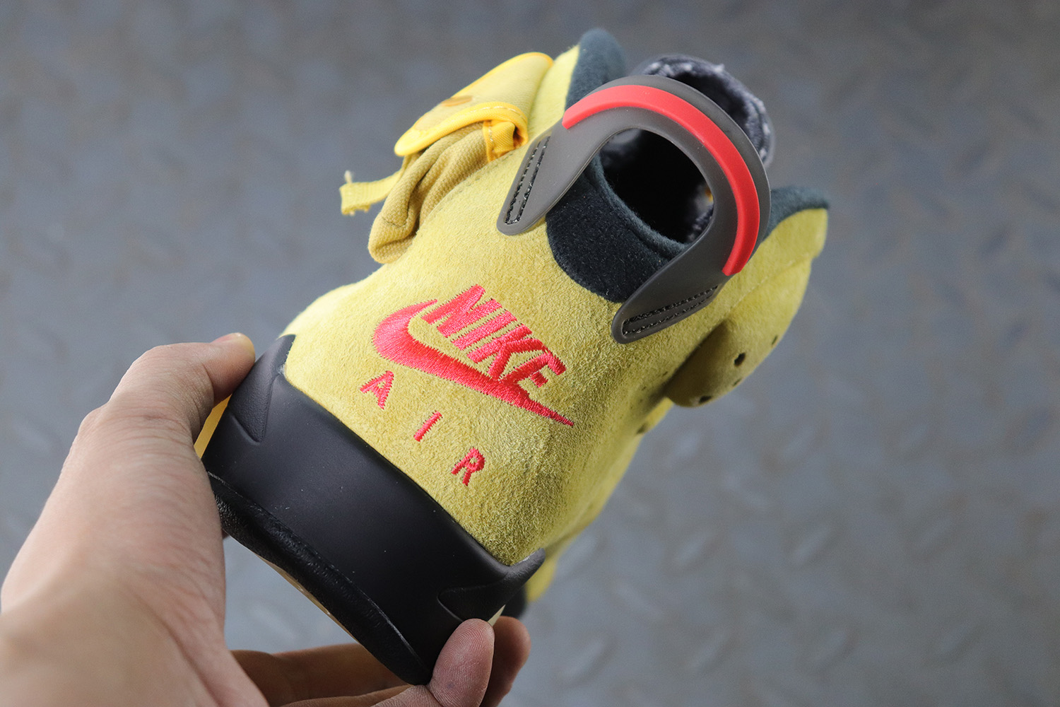 Jordan 6 Retro Travis Scott Yellow Friends & Family