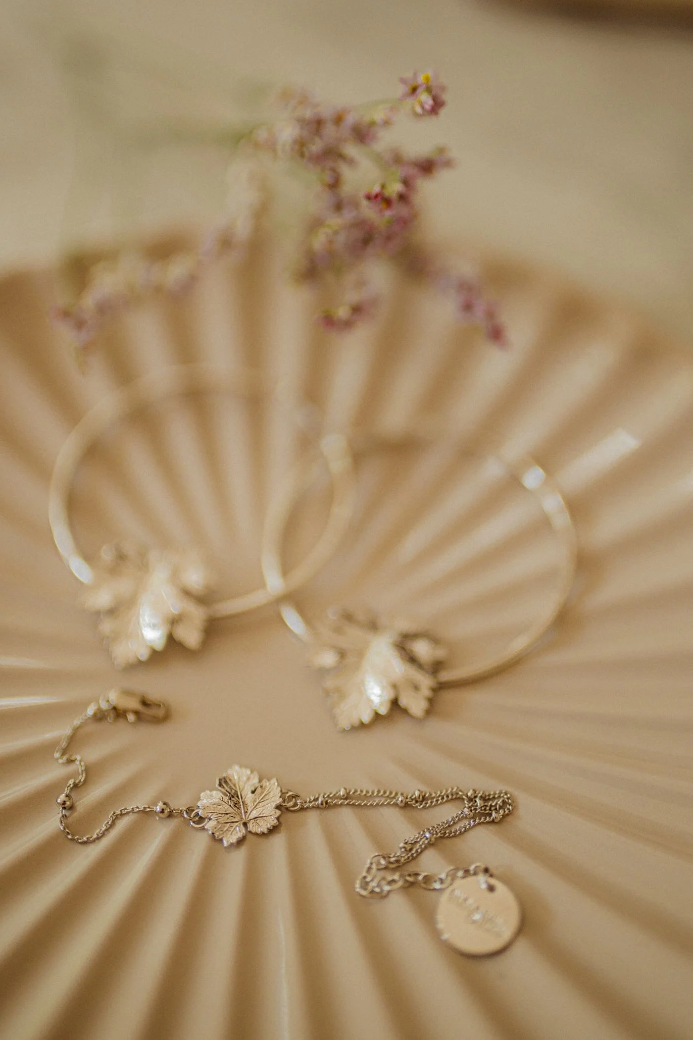 HÉRA - Bracelet feuille doré à l'or fin | Argent