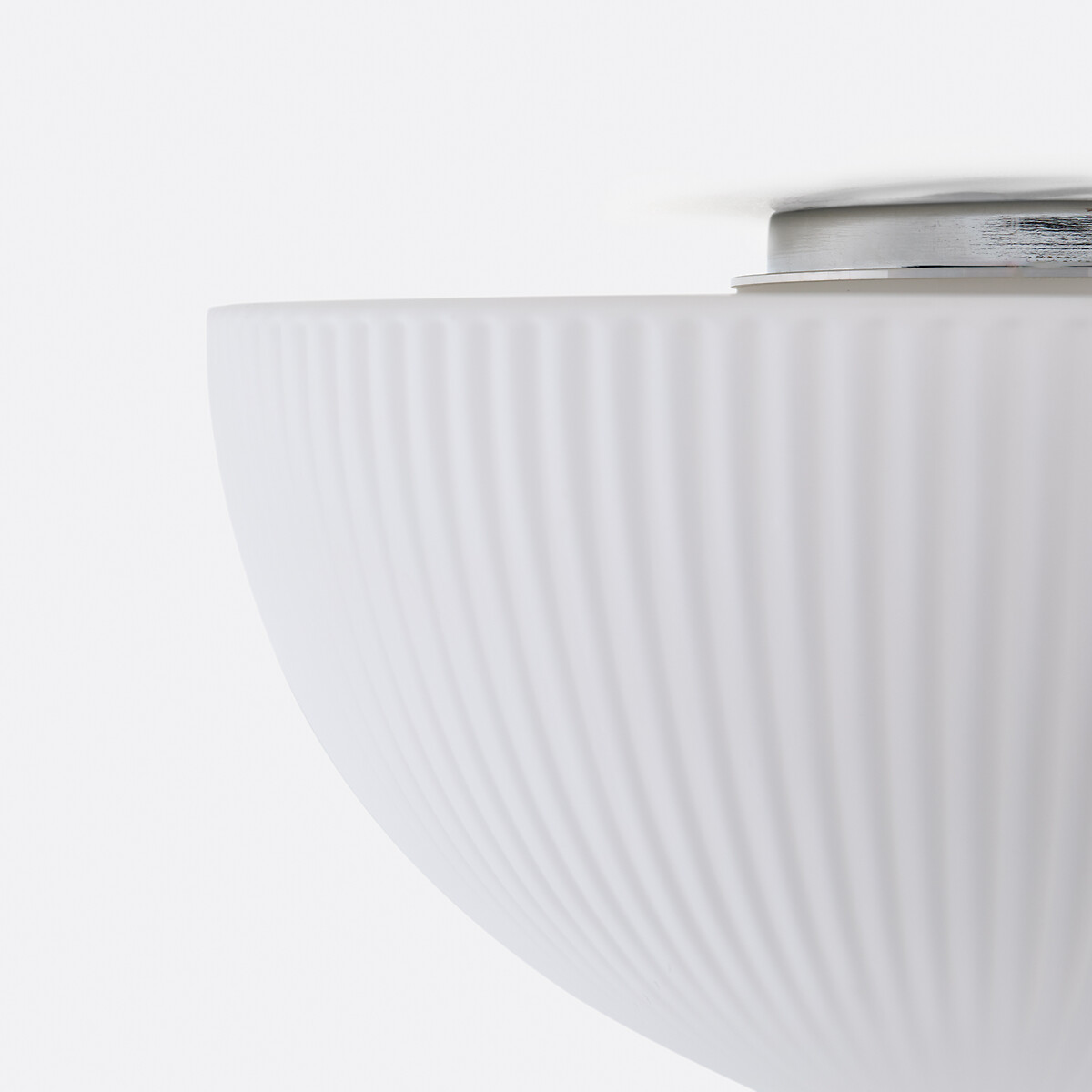 LA REDOUTE INTERIEURS<br>Luminária de teto listrada de vidro opalino, Loulou