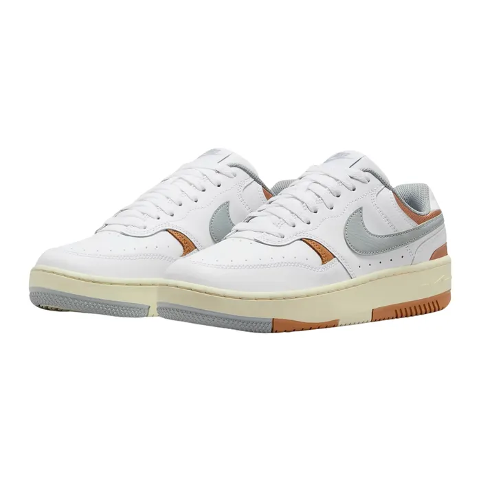 Nike Gamma Force Sneakers Dames