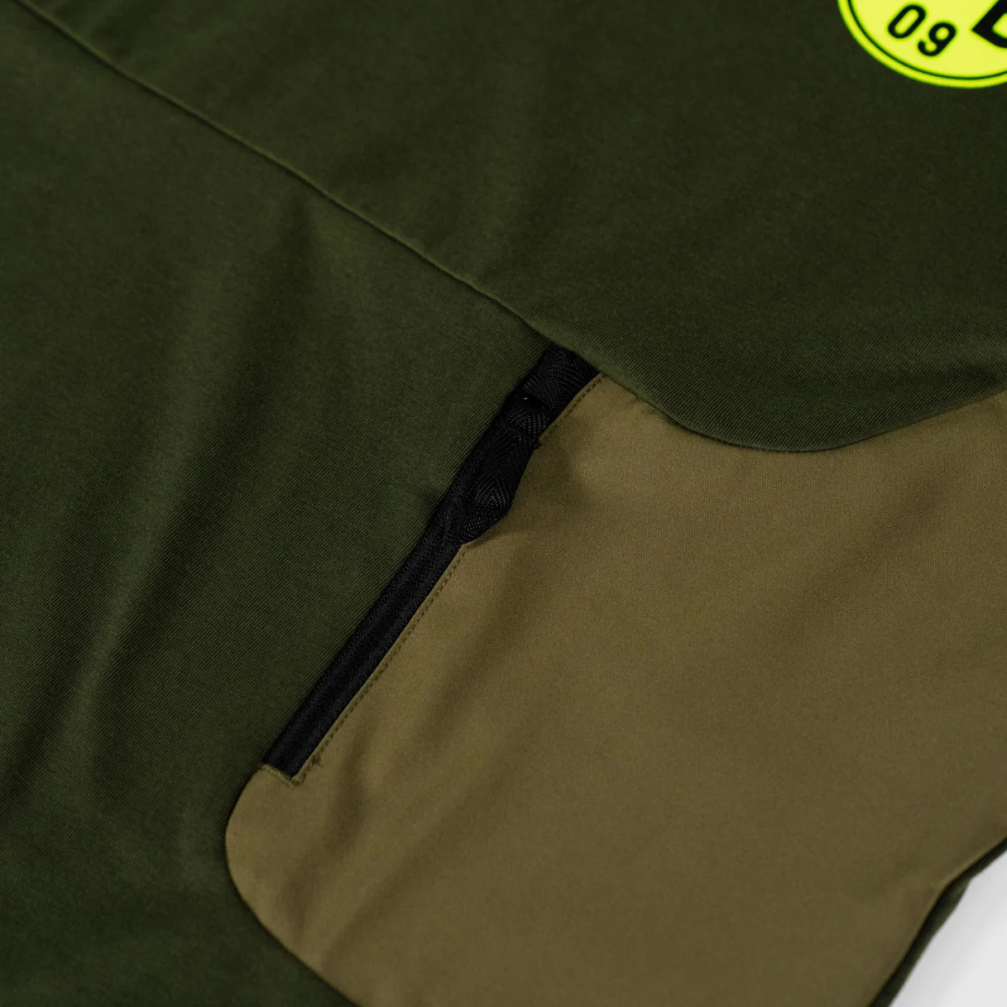PUMA Borussia Dortmund Pumatech Zomerset 2024-2025 Donkergroen Olijfgroen Geel