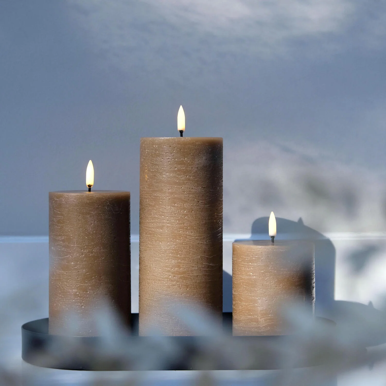 Uyuni  LED Rustic Pillar lys, Caramel - H10 cm.