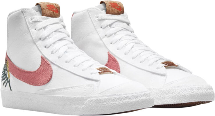 Nike blazer mid '77 se White
