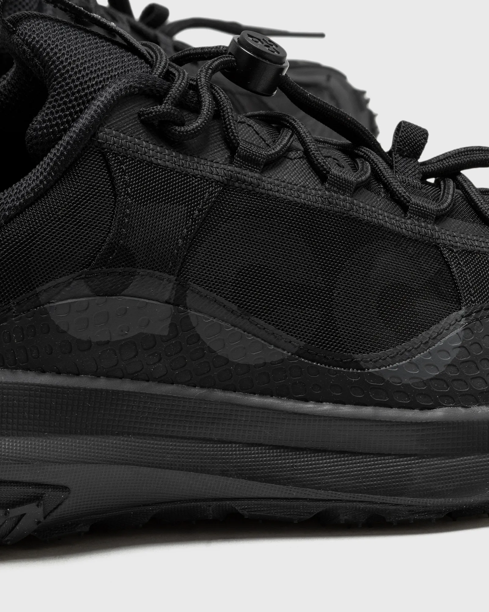 Nike ACG MOUNTAIN FLY 2 LOW